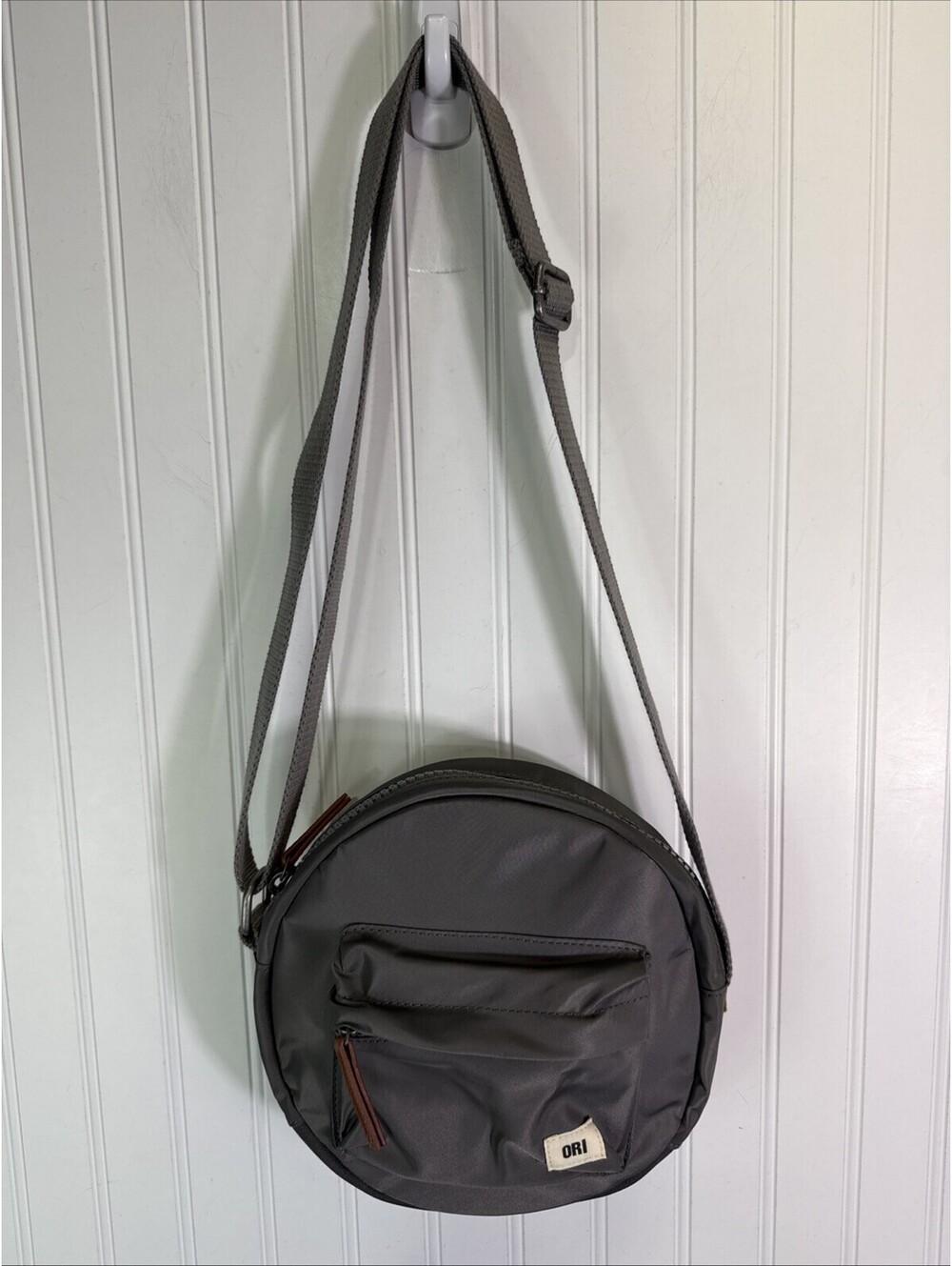 ORI London Paddington Stormy Recycled Nylon Crossbody Bag Gray Zip